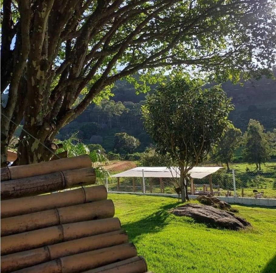 Sitio No Interior De Sp Para Curtir A Natureza อากวส ดา ปราตา ภายนอก รูปภาพ